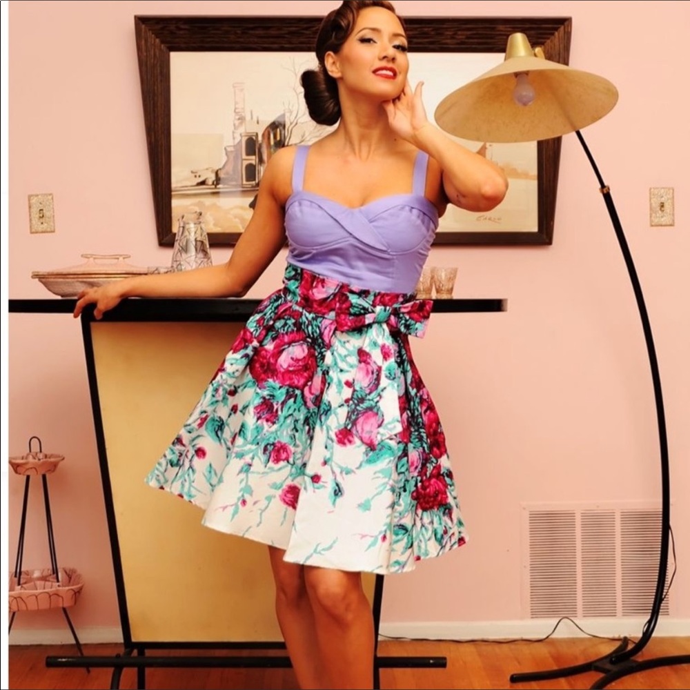 *Unicorn alert* Pinup Girl Clothing purple floral Audrey skirt, size XL.
